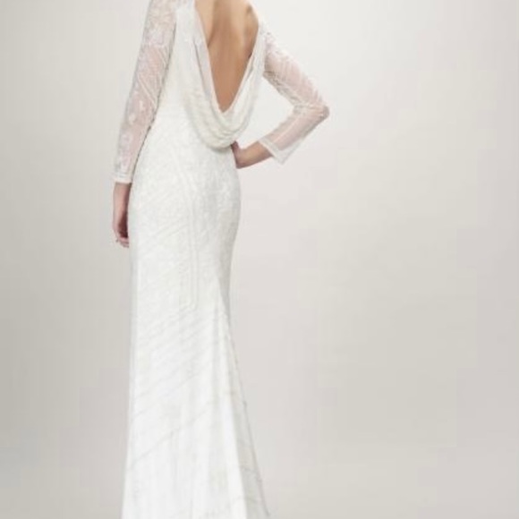 Theia Dresses & Skirts - New Fitted Ivory Wedding Dress